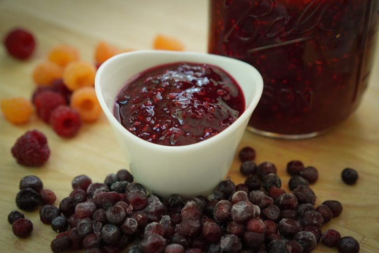 Huckleberry-Raspberry Jam